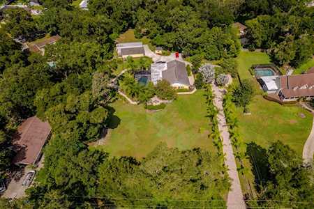 2715 Little Rd Valrico, FL 33596