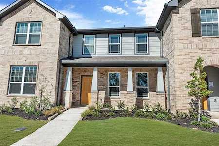 8038 Scanlan Trace Missouri City, TX 77459