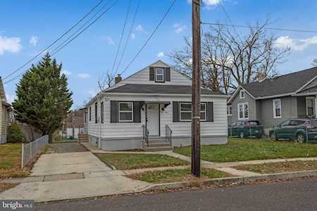 230 Washington Ave E Magnolia, NJ 08049