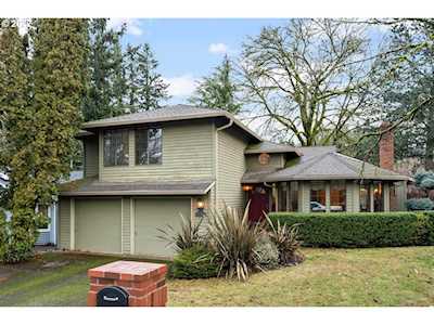 11881 SE Timber Valley DR Happy Valley, OR 97086
