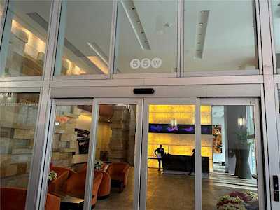 55 SE 6th St #2203 Miami, FL 33131