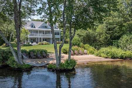 14 Dew Point Ln Center Harbor, NH 03226
