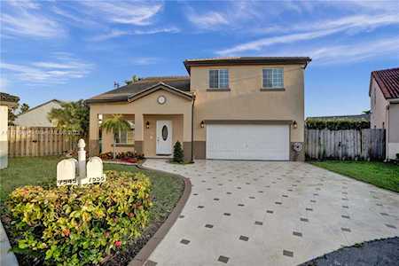7555 SW 157th Pl Miami, FL 33193