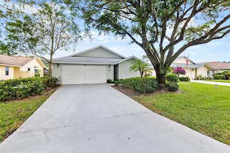 8041 SE Eaglewood Way Hobe Sound, FL 33455