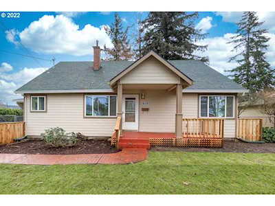 7706 SE Flavel ST Portland, OR 97206
