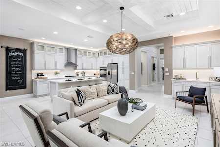 12253 Windamere Trl Naples, FL 34120