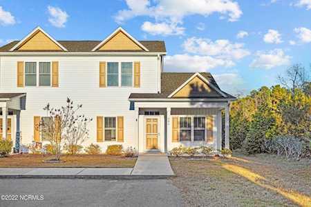 504 Pirates Landing Drive Beaufort, NC 28516