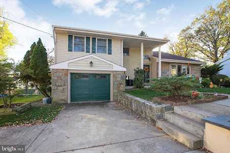 110 Forest Rd Cherry Hill, NJ 08034