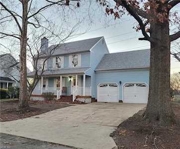 405 Knells Ridge Dr Chesapeake, VA 23320
