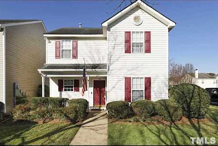 157 Danesway Way Holly Springs, NC 27540