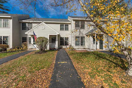 53 Woodland Green Dr #53 Rochester, NH 03867