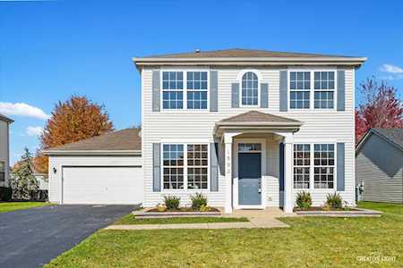 1892 Sedgegrass Trl Aurora, IL 60504