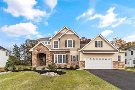 1086 Lisa Ln #89 Easton, PA 18045