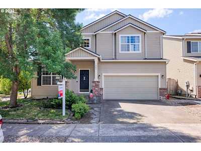 804 NW Brookhill ST Hillsboro, OR 97124