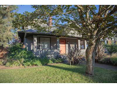 2536 SE 67th AVE Portland, OR 97206