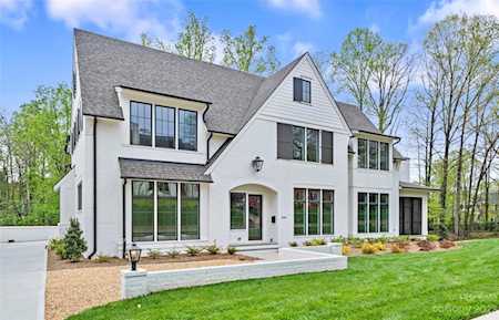2509 Montrose Ct Charlotte, NC 28207