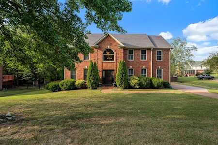 802 Overhills Dr Old Hickory, TN 37138