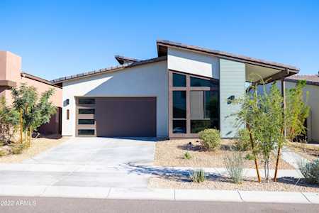 934 E Paseo Way Phoenix, AZ 85042