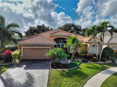 7470 Viale Angelo Delray Beach, FL 33446