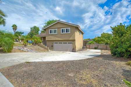 6949 Hyde Park Drive San Diego, CA 92119
