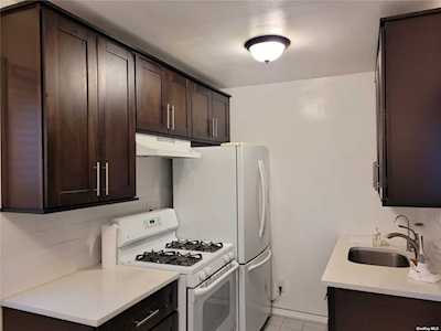 163-57 17th Avenue #4-53 Whitestone, NY 11357