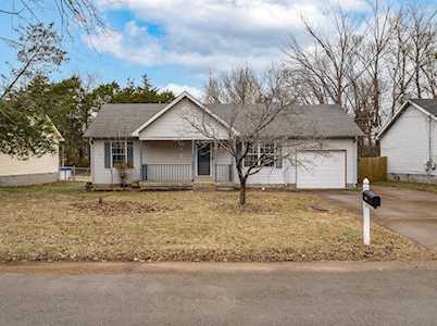 4885 Peppertree Dr Antioch, TN 37013