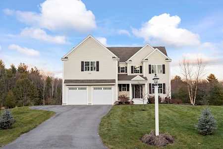 15 Tailwind Cir Norfolk, MA 02056