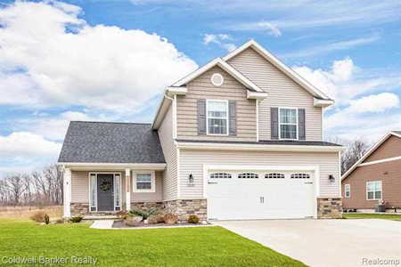 13139 River Rock Pass Fenton Twp, MI 48451