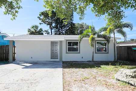 7204 51st Ave N St. Petersburg, FL 33709