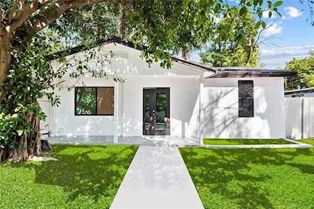 1411 SW 27th Ct Fort Lauderdale, FL 33315