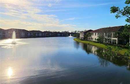 15130 Palmer Lake Cir #205 Naples, FL 34109