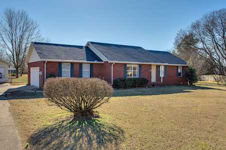 9904 Tuckahoe Ct Murfreesboro, TN 37129