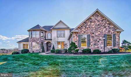 315 Pennington Dr Mechanicsburg, PA 17055