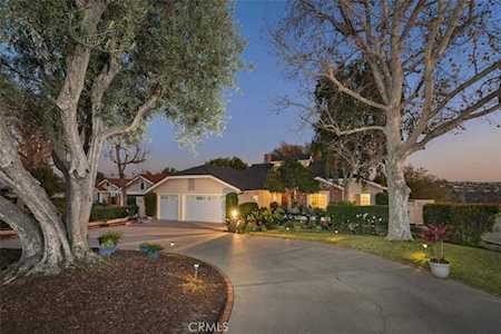 26152 Spur Branch Ln Laguna Hills, CA 92653