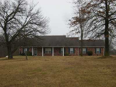 10950 N Varnon School RD Hallsville, MO 65255