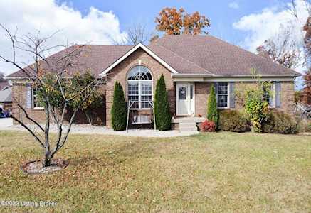 41 Parkers Cove Taylorsville, KY 40071