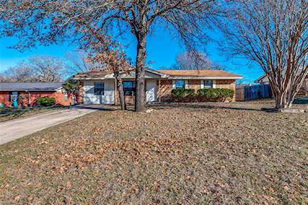 133 Rhoades Street Azle, TX 76020