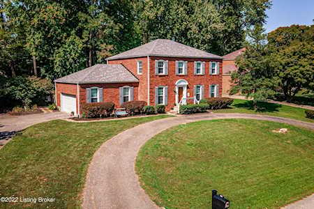 4108 Meadowland Dr Prospect, KY 40059