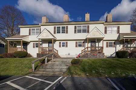 138 Newton Rd #7 Plaistow, NH 03865