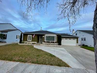 2340 Park Ave Long Beach, CA 90815