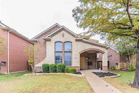 6945 Ponzano Grand Prairie, TX 75054
