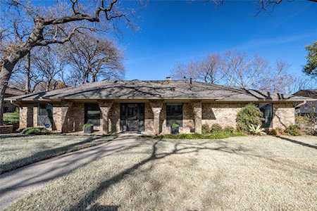 4207 Trowbridge Drive Arlington, TX 76013