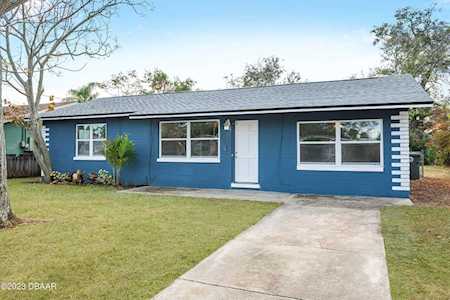 724 Derbyshire Road Daytona Beach, FL 32114