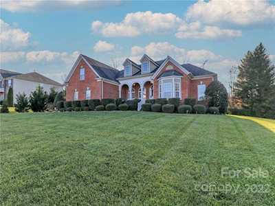 10031 Tufts Dr Mint Hill, NC 28227
