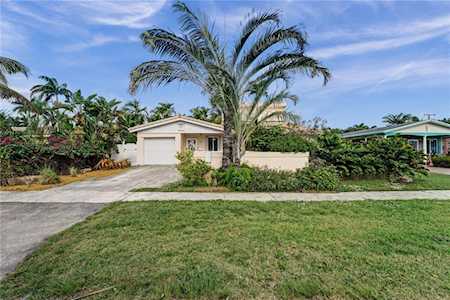 517 NE 2nd Pl Dania Beach, FL 33004
