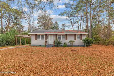121 Armstrong Drive Jacksonville, NC 28540