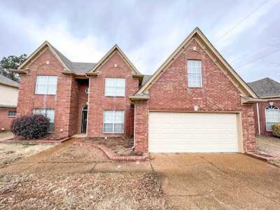 5585 Millers Glen Ln Memphis, TN 38125