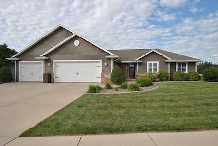 413 Cross Gate Ln De Pere, City of De Pere, WI 54115