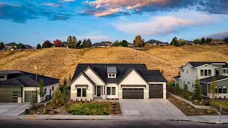4668 N Eyrie Way Boise, ID 83703-0000