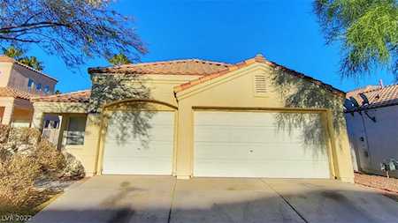 8008 Summer Moon Place Las Vegas, NV 89129